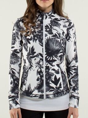 Lululemon Forme Jacket II *Textured
Brisk Bloom Black White Define Womens 2